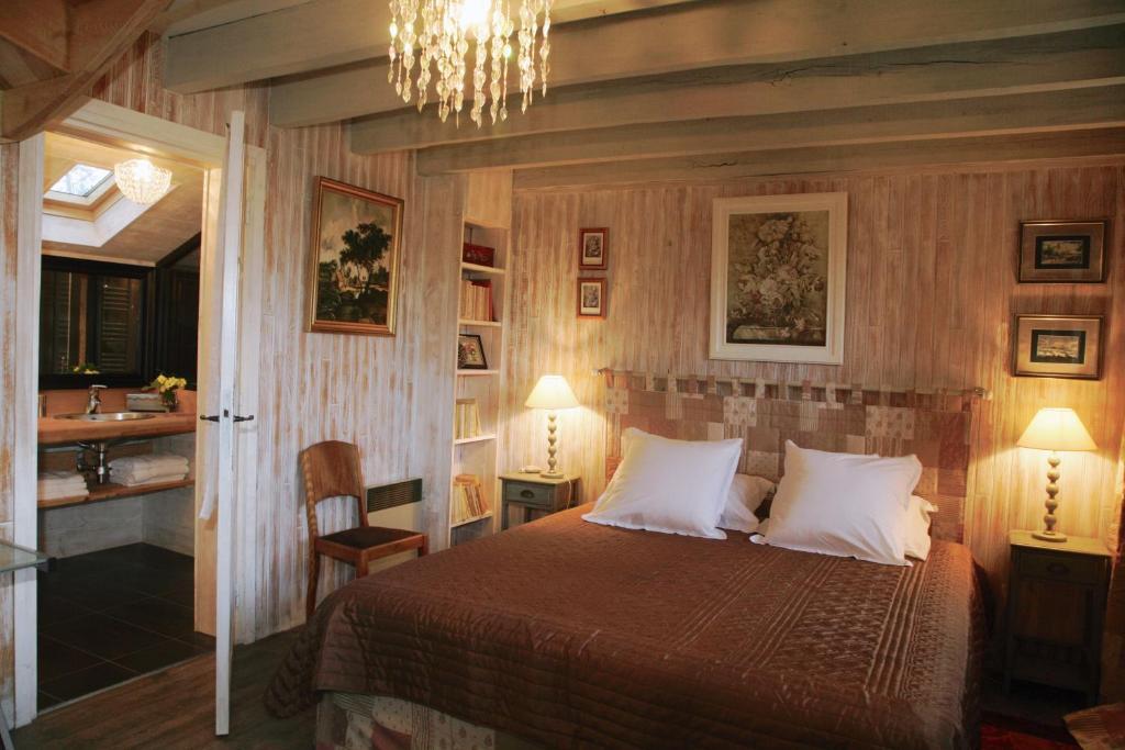Bed and Breakfast La Belle Epoque Sansac-de-Marmiesse Номер фото